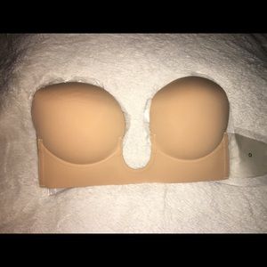 💓 Victoria Secret 💓 U plunged backless push-up